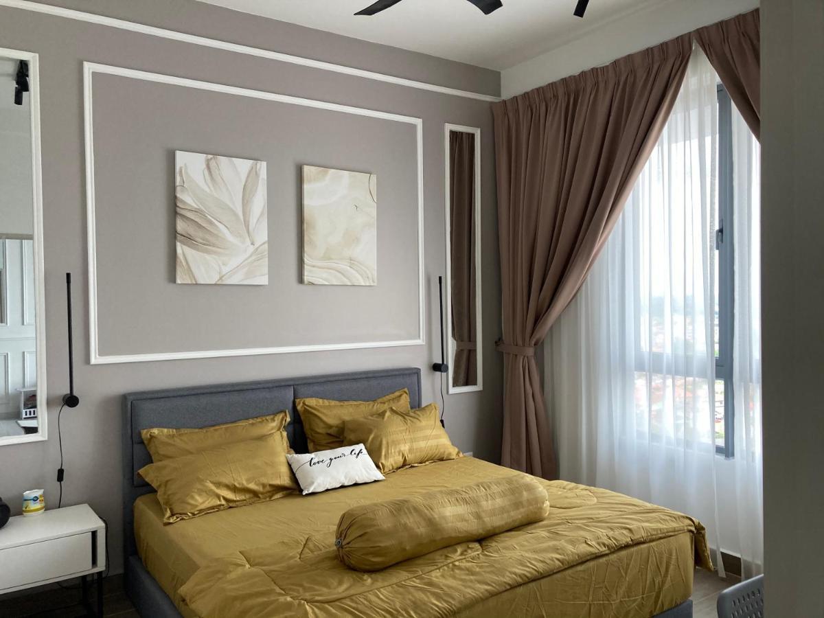 Free Netflix! Zas Suite At Troika Residence, Kb Kota Bharu Exterior foto