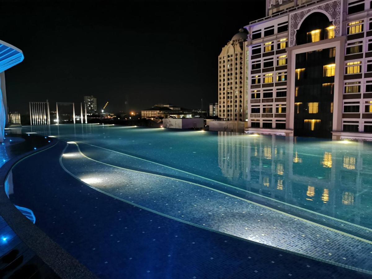 Free Netflix! Zas Suite At Troika Residence, Kb Kota Bharu Exterior foto